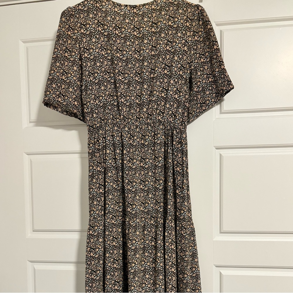 ✨ CUTE MIDI DRESS ✨